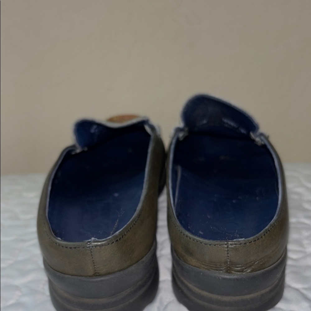 ICON Green and Black Flats Comfortable Loafers - Picture 4 of 6